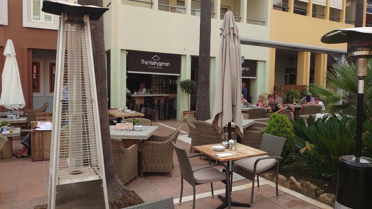 Casares Del Sol Penthouse Lejlighed Eksteriør billede