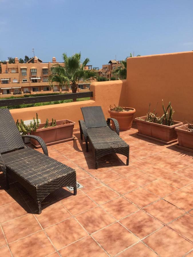 Casares Del Sol Penthouse Lejlighed Eksteriør billede